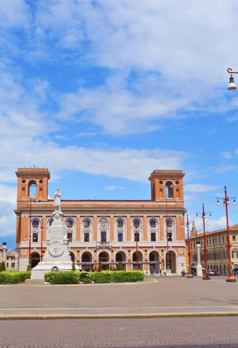Dove si trova Forlì