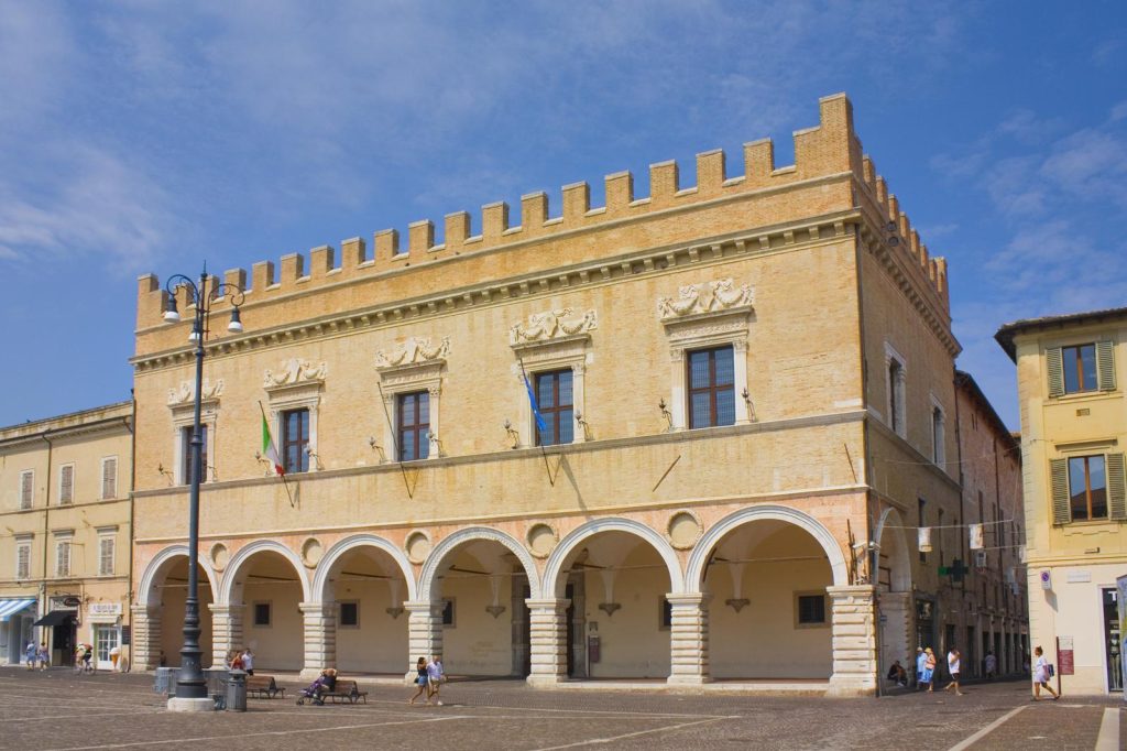 Dove si trova Pesaro